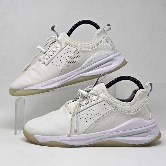 CLOVE Shoes Women’s Size 8.5 White Core Comfort Slip on Sneaker Nursing Work - Picture 3 of 10